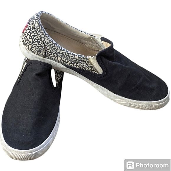 Bucketfeet Black & White Skater Style Slip On Sneakers size 10 - Picture 8 of 13